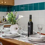 Apartman Home, Agia Triada *