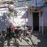 Home, Agia Triada Apartman Kalamáta