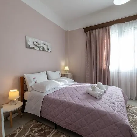 Апартаменты Home, Agia Triada Каламата