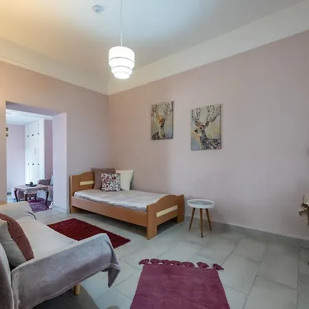 Home, Agia Triada Апартаменты *