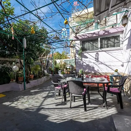 Home, Agia Triada Каламата