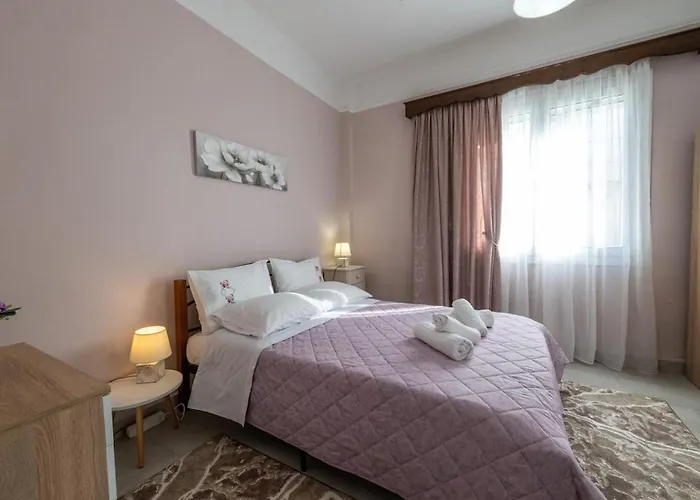 Апартаменты Home, Agia Triada Каламата