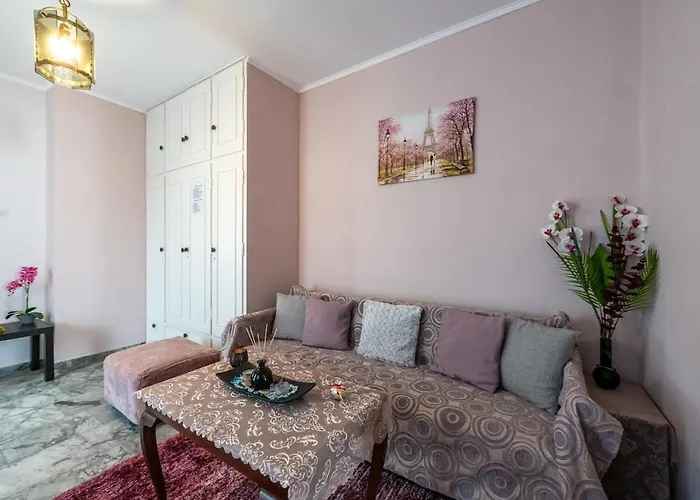 Home, Agia Triada Апартаменты *