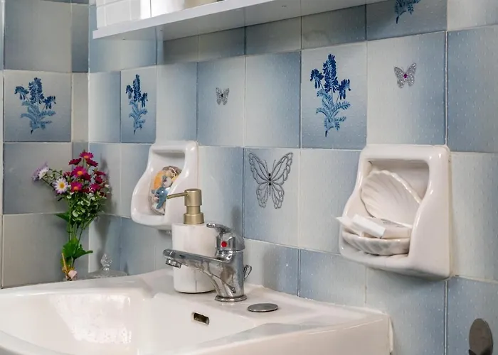 Home, Agia Triada Апартаменты Каламата