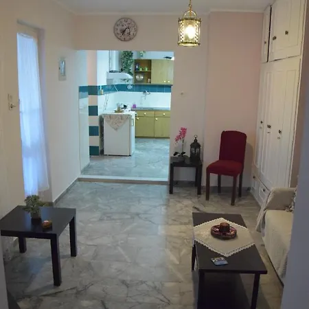 Home, Agia Triada