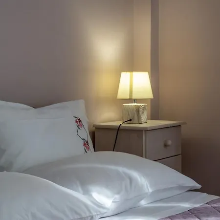 Home, Agia Triada * Kalamata