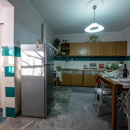 Appartamento Home, Agia Triada