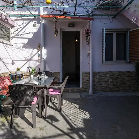 Appartement Home, Agia Triada *