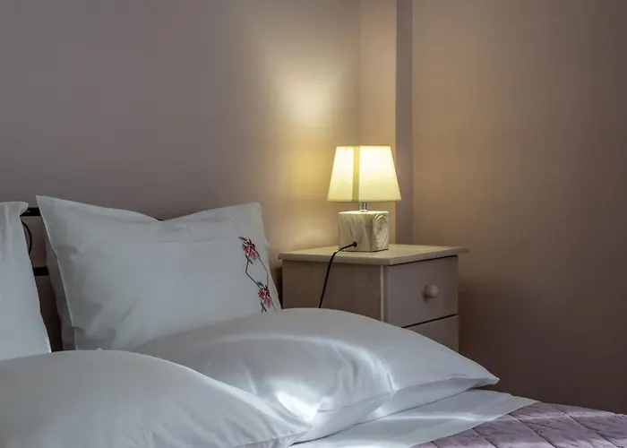 Home, Agia Triada * 칼라마타