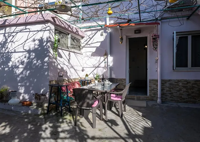 Home, Agia Triada Apartamento Calamata