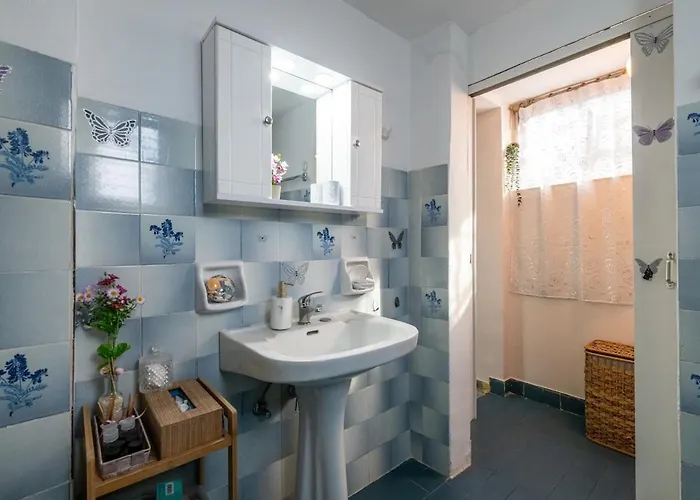 Home, Agia Triada Calamata